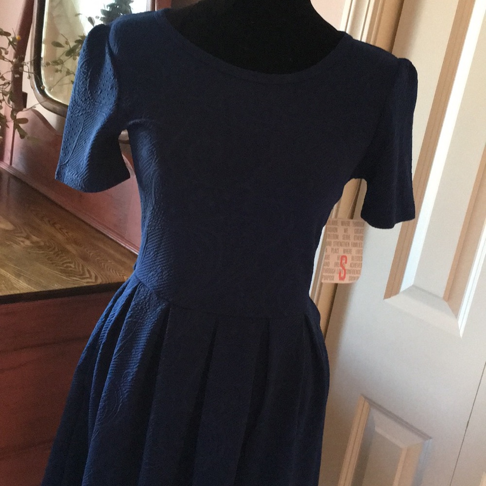 LuLaRoe Amelia